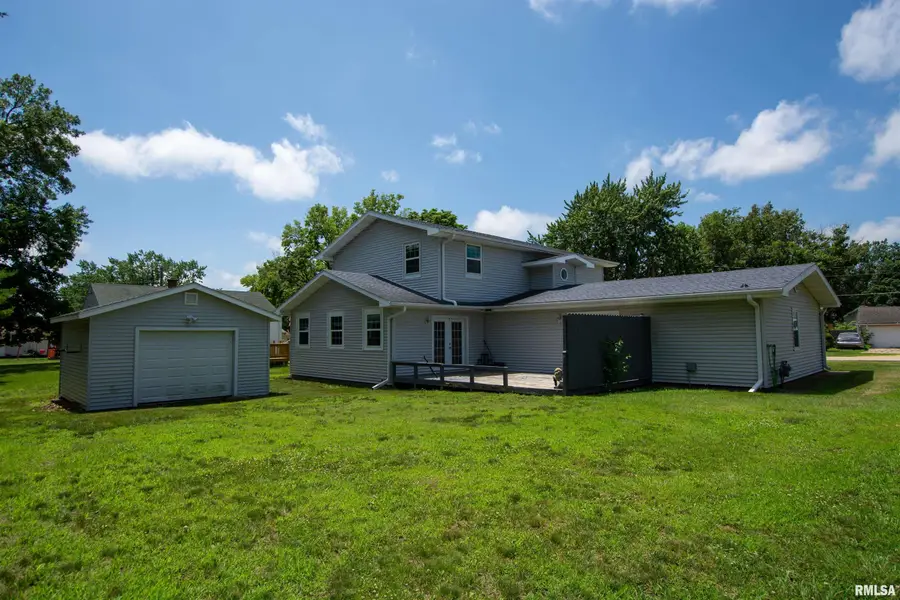 1008 5th Avenue, Camanche, IA 52730 - Image #3