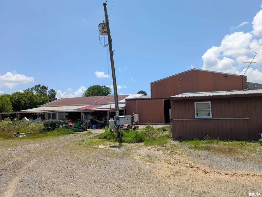 340 Dameron Lane, Vienna, IL 62995 - Image #2