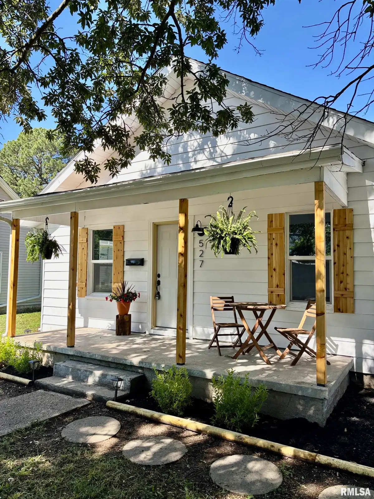 527 S Rotan Street, Salem, IL 62881 - Image #1