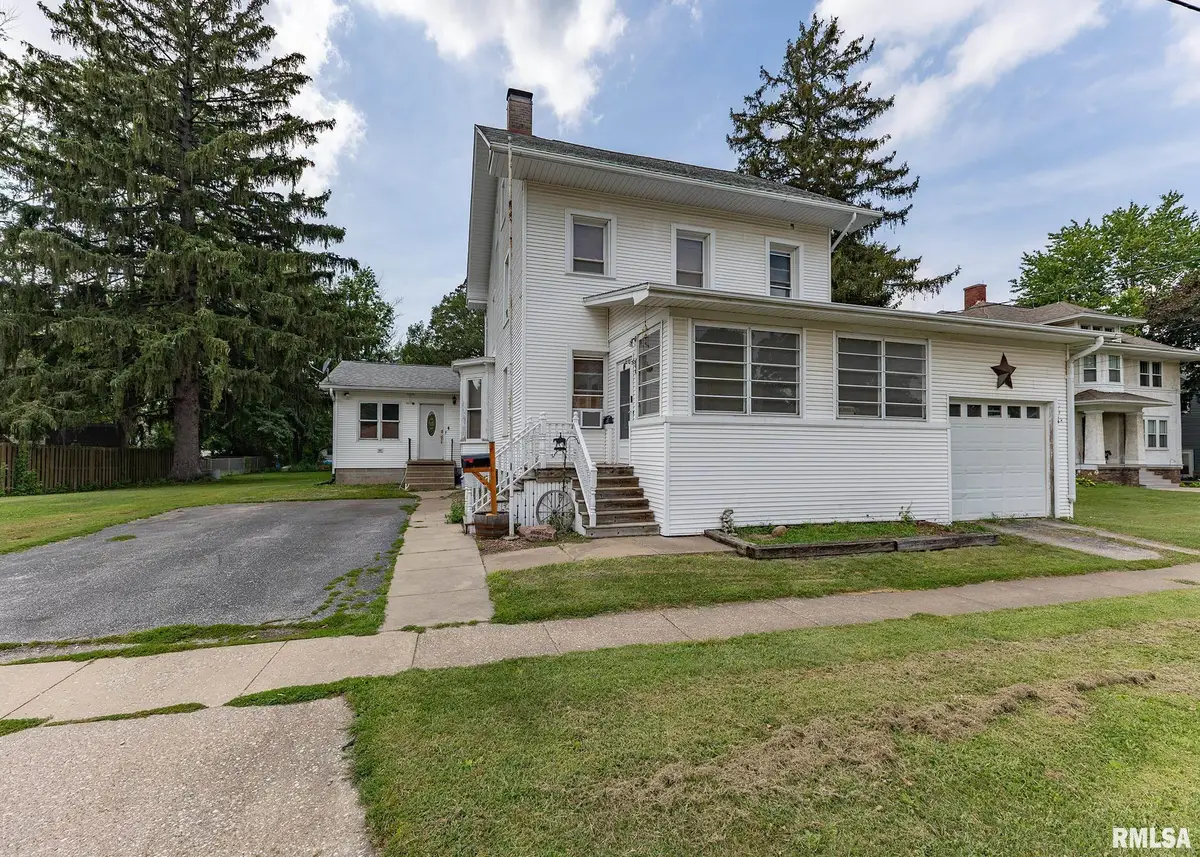 111 N West Street, Cambridge, IL 61238 - Image #1