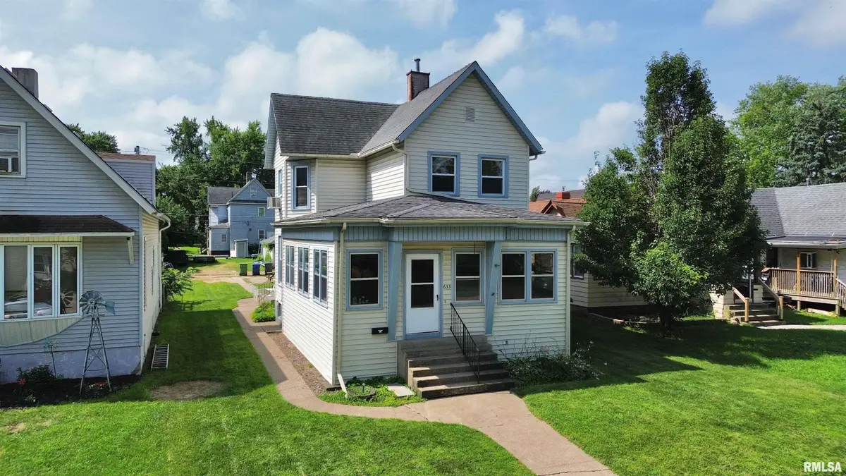 633 4th Avenue South, Clinton, IA 52732 - Image #1