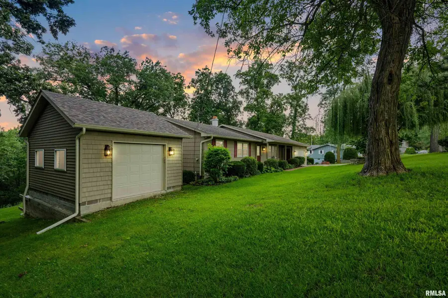 8528 101st Street West, Andalusia, IL 61232 - Image #2