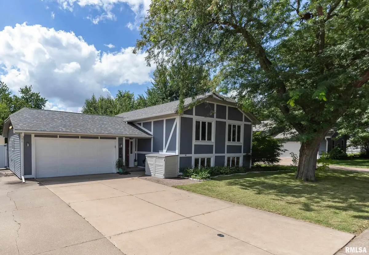 803 W 57th Street, Davenport, IA 52806 - Image #1