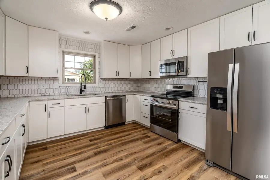 12852 Quarter Horse Road, Marion, IL 62959 - Image #3