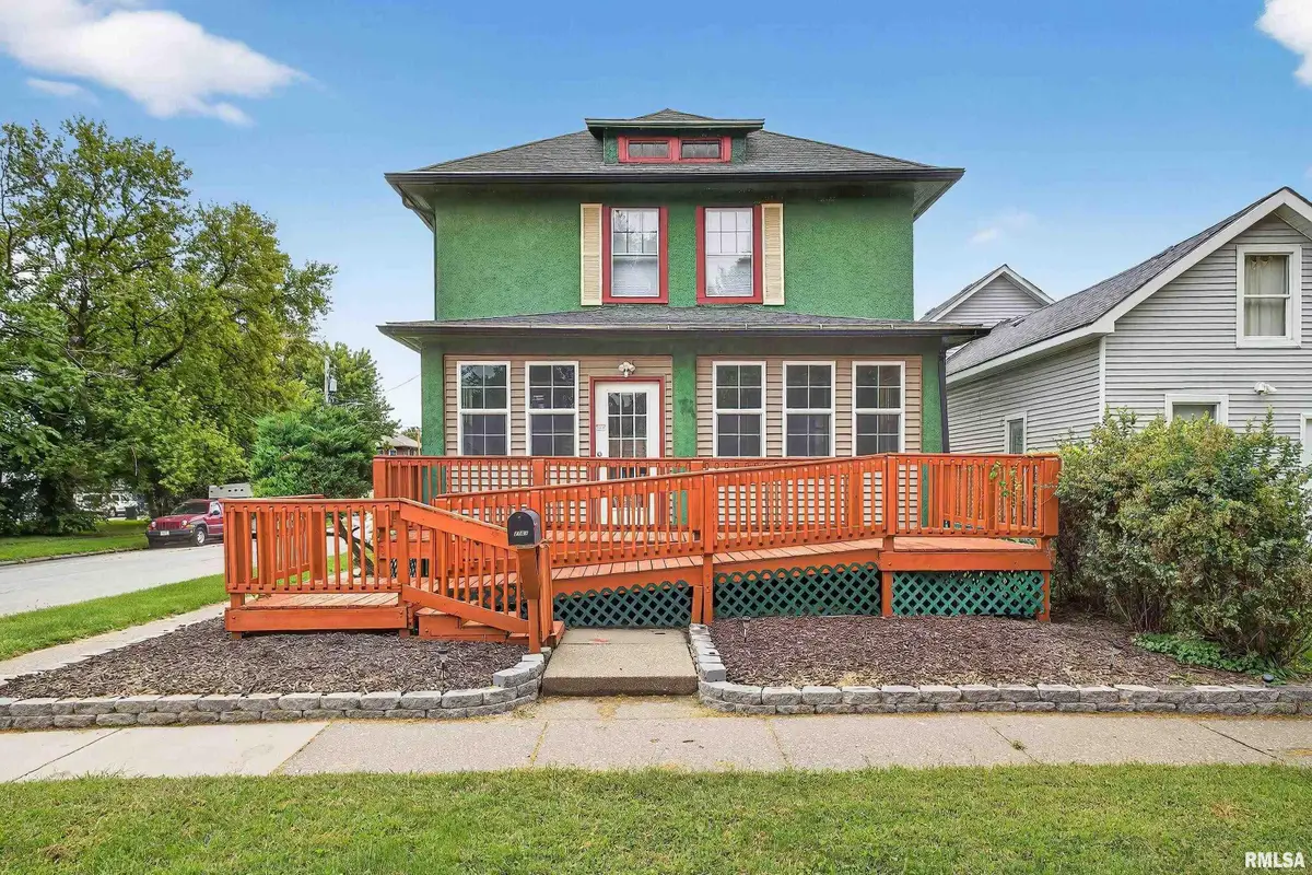 2101 W 5th Street, Davenport, IA 52802 - Image #1