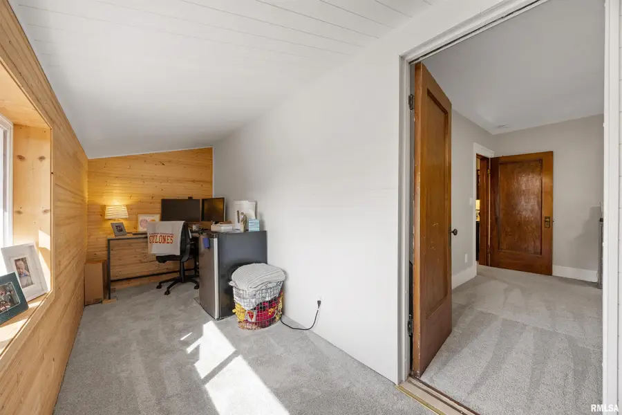 207 N Ash Street, Stanwood, IA 52337 - Image #2