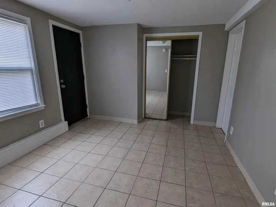 1012 Bridge Avenue, Davenport, IA 52803 - Image #2