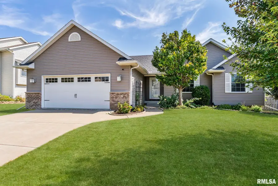 6451 Friendship Path, Bettendorf, IA 52722 - Image #2