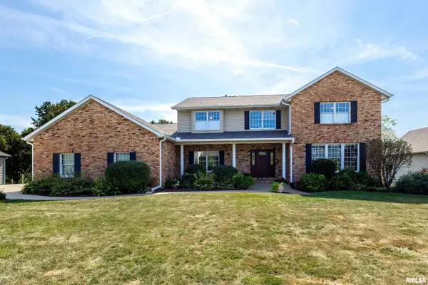 2919 E 44th Court, Davenport, IA 52807