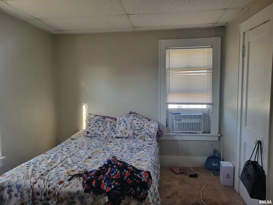 900 42nd Avenue, Rock Island, IL 61201 - Image #3