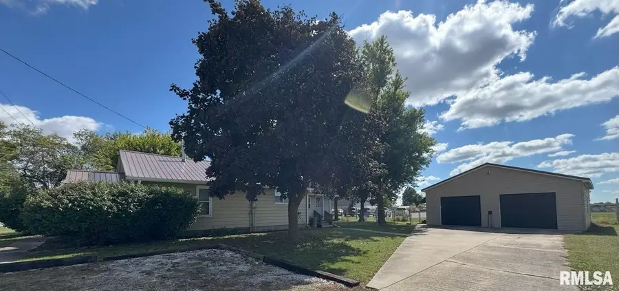 400 E Chestnut Street, Mount Sterling, IL 62353 - Image #2