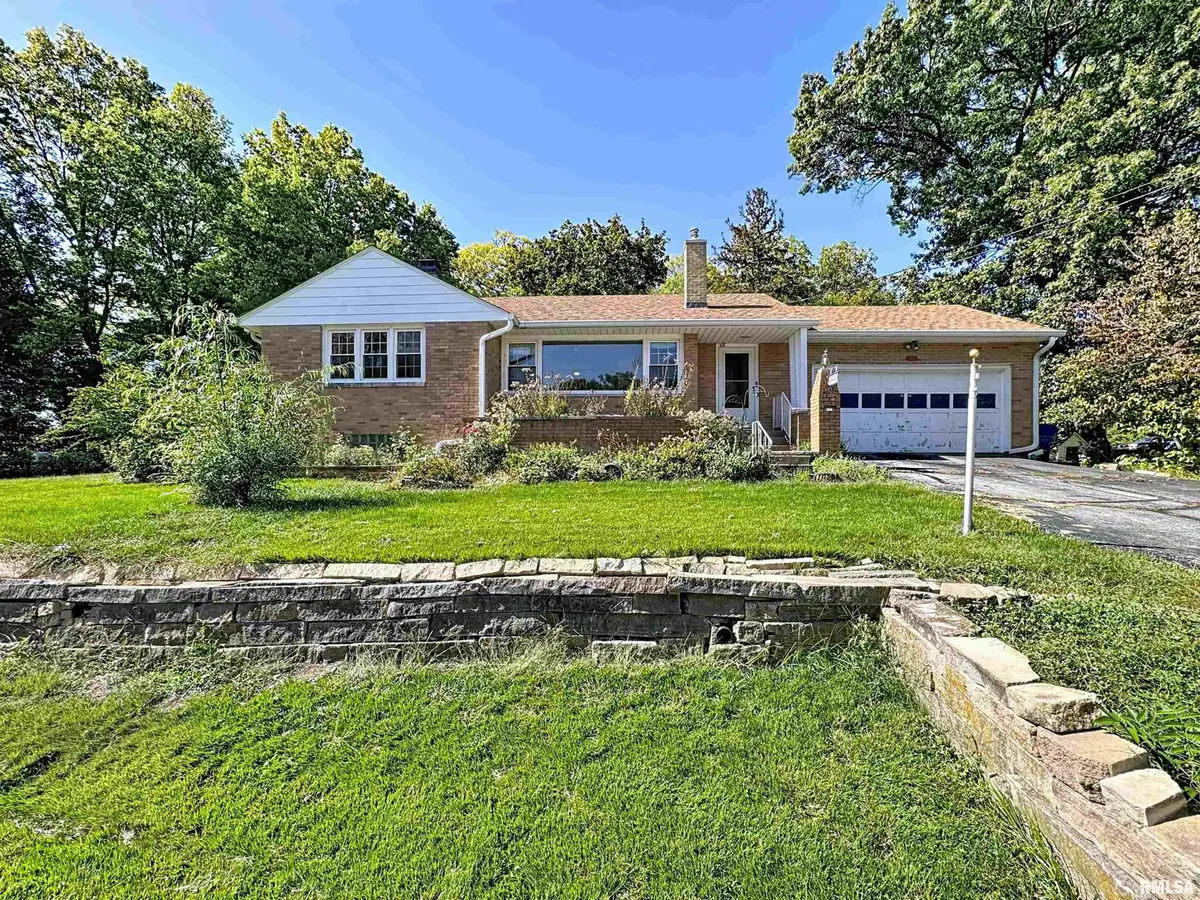 2615 18th Street A, Moline, IL 61265-5247 - #1