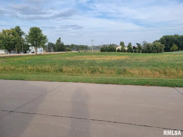 896 Daulton Drive, Tipton, IA 52772