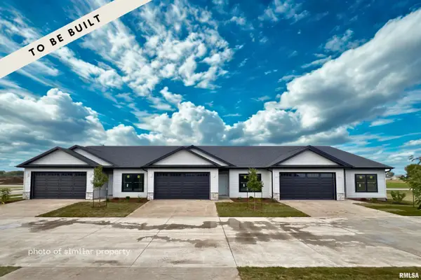 1704 Redbud Circle #102, Eldridge, IA 52748