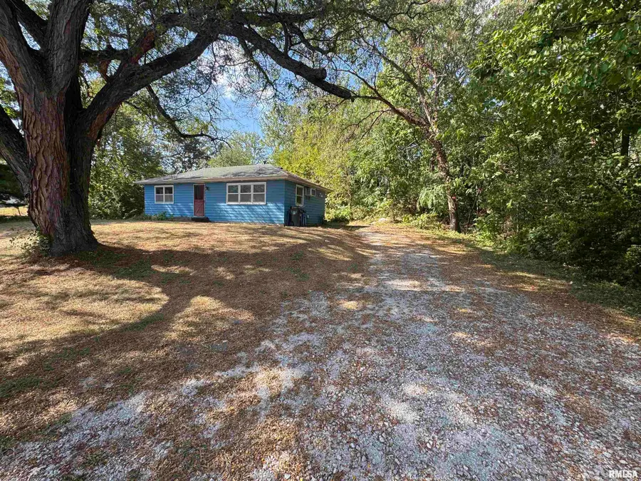 613 Lake Park Boulevard, Muscatine, IA 52761 - Image #2