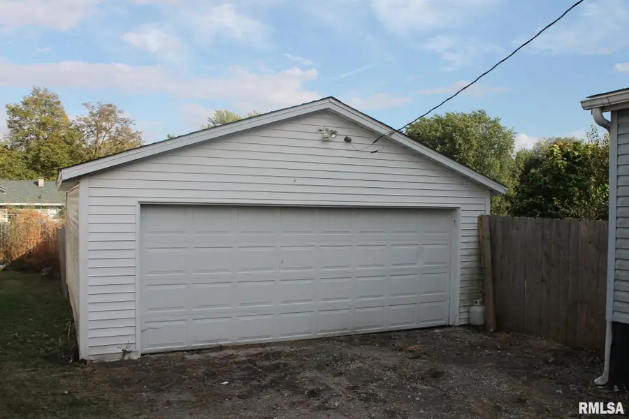 422 Ross Street, Kewanee, IL 61443 - Image #3