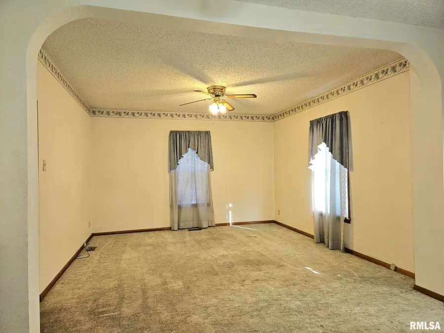 208 Fletcher Avenue, Muscatine, IA 52761 - Image #3