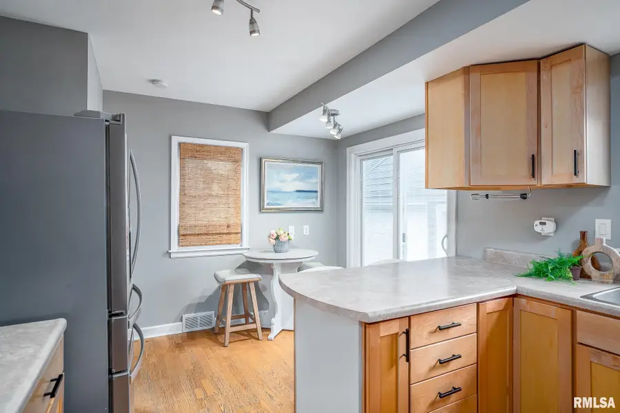 20 Blackhawk Hills Court, Rock Island, IL 61201 - Image #3