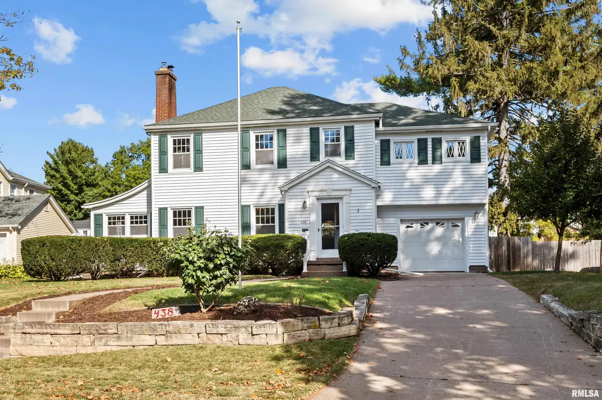 438 Grant Street, Bettendorf, IA 52722 - Image #1