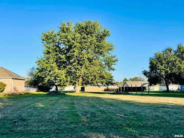 1603 Matthew Lane, Marion, IL 62959