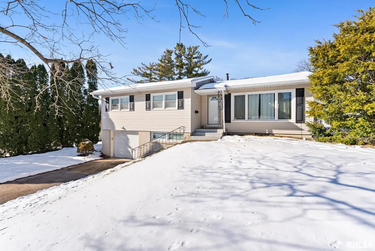 3314 28th Street Court, Rock Island, IL 61201 - Image #1