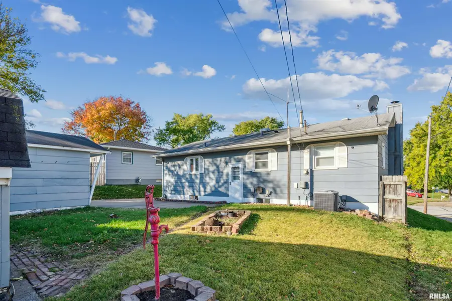 8101 8th Street West, Rock Island, IL 61201 - Image #3