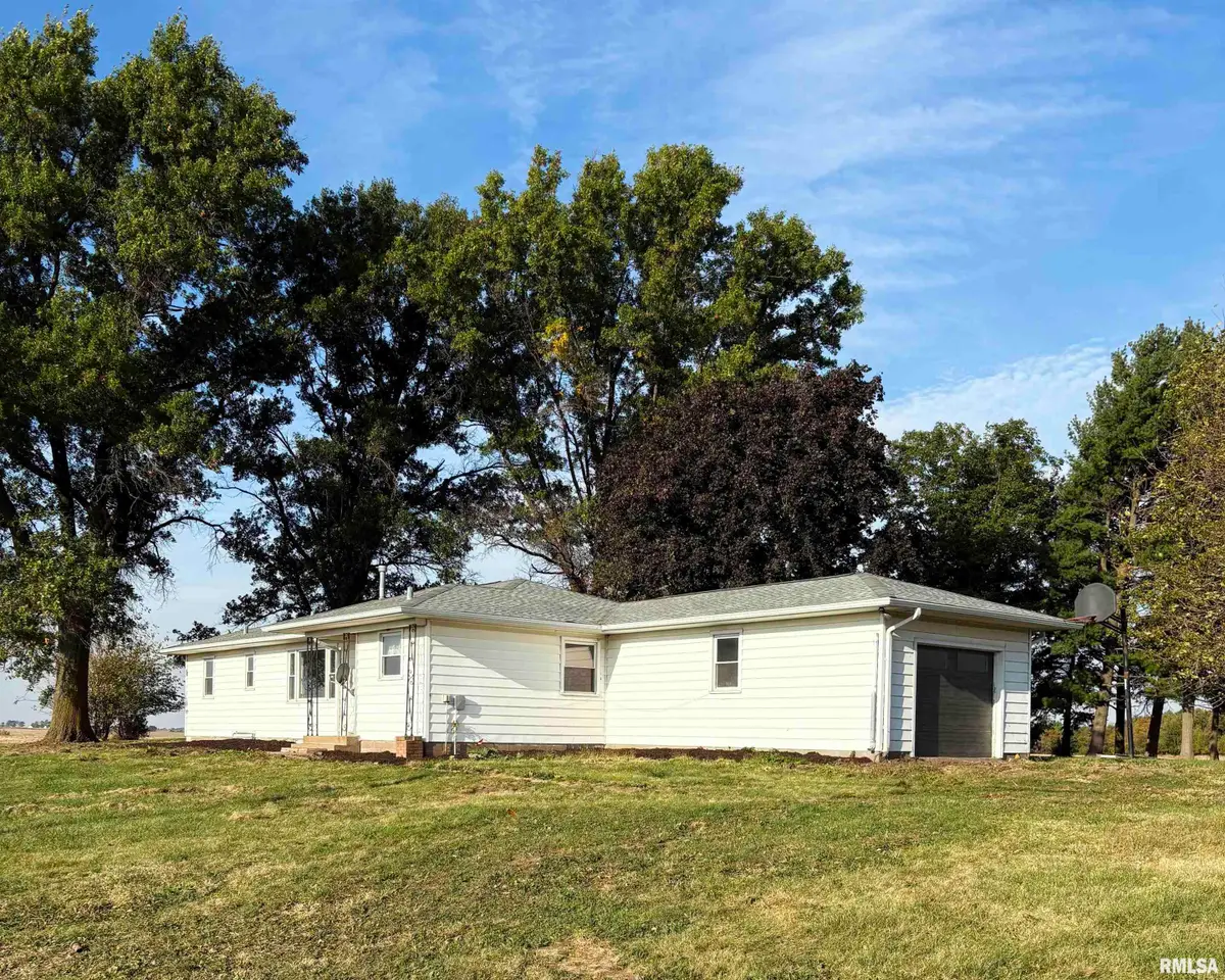 22460 250th Street, Eldridge, IA 52748 - Image #1