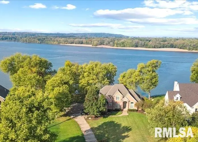 16808 River Road North, Cordova, IL 61242 - Image #1