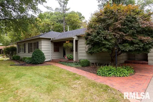 2234 Fairhaven Road, Davenport, IA 52803