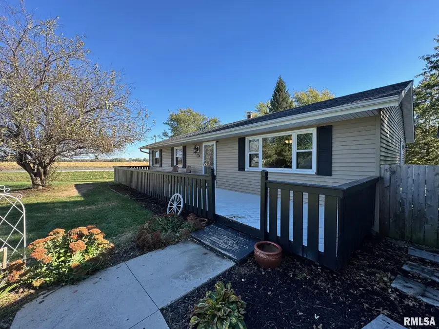 1024 S Mississippi Street, Blue Grass, IA 52726 - Image #3