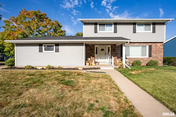 1902 Parkway Drive, Bettendorf, IA 52722