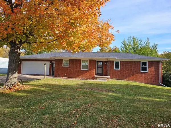 3881 Highway 61, Blue Grass, IA 52726-9420