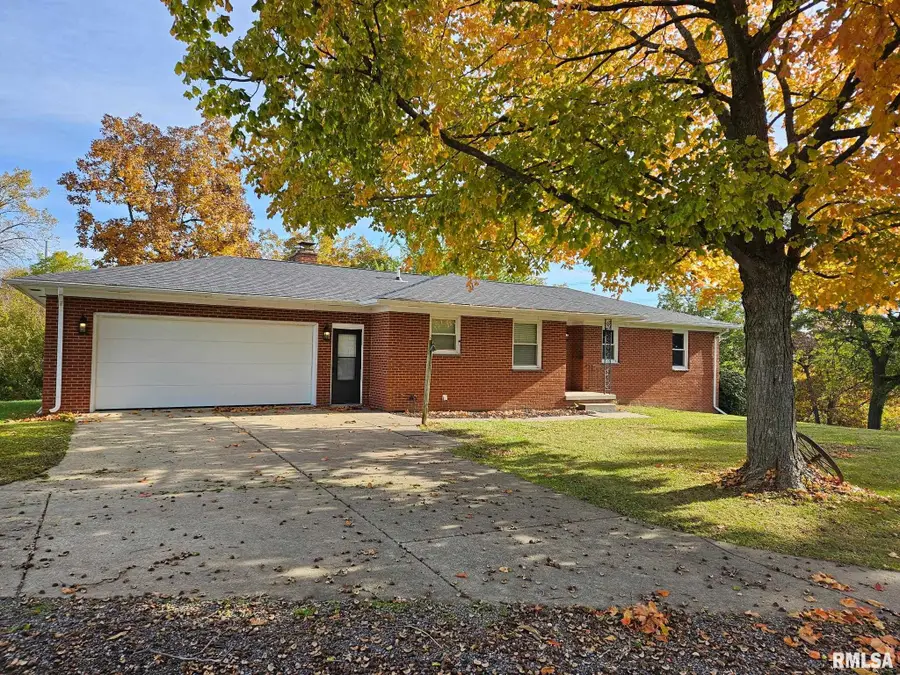 3881 Highway 61, Blue Grass, IA 52726-9420 - Image #2