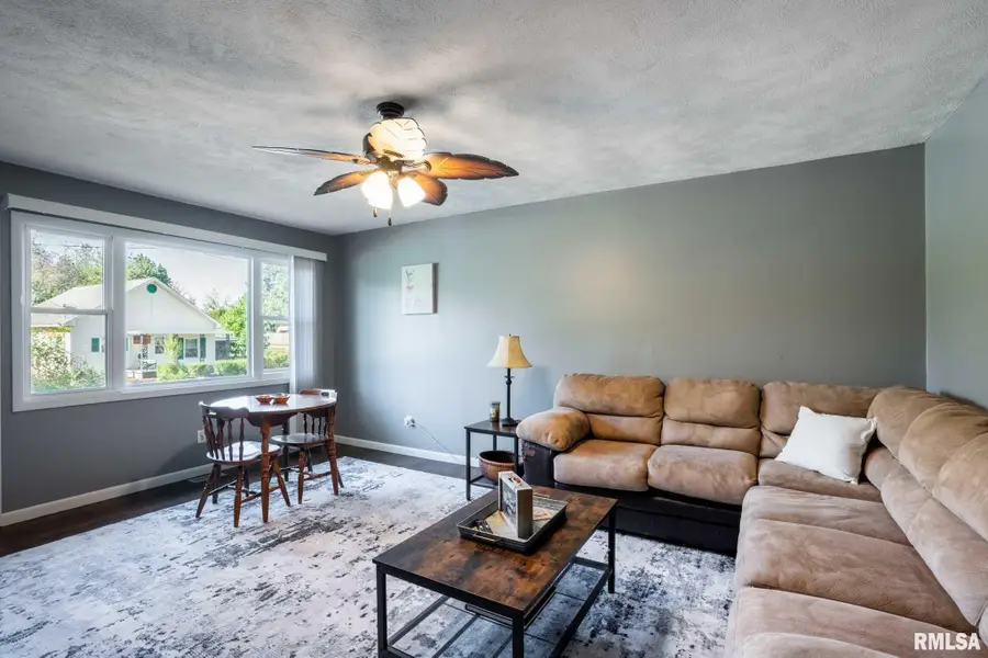 806 S Jackson Street, West Frankfort, IL 62896 - Image #3