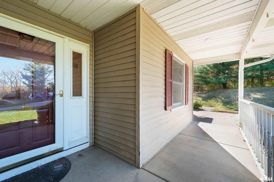 1617 300th Street, Sherrard, IL 61281-8575 - Image #3