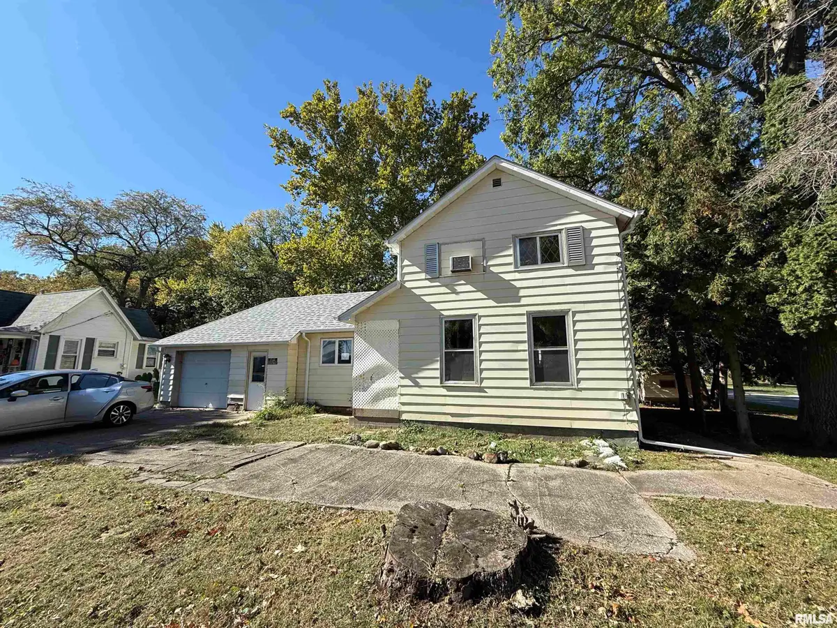 315 N East Street, Cambridge, IL 61238 - Image #1