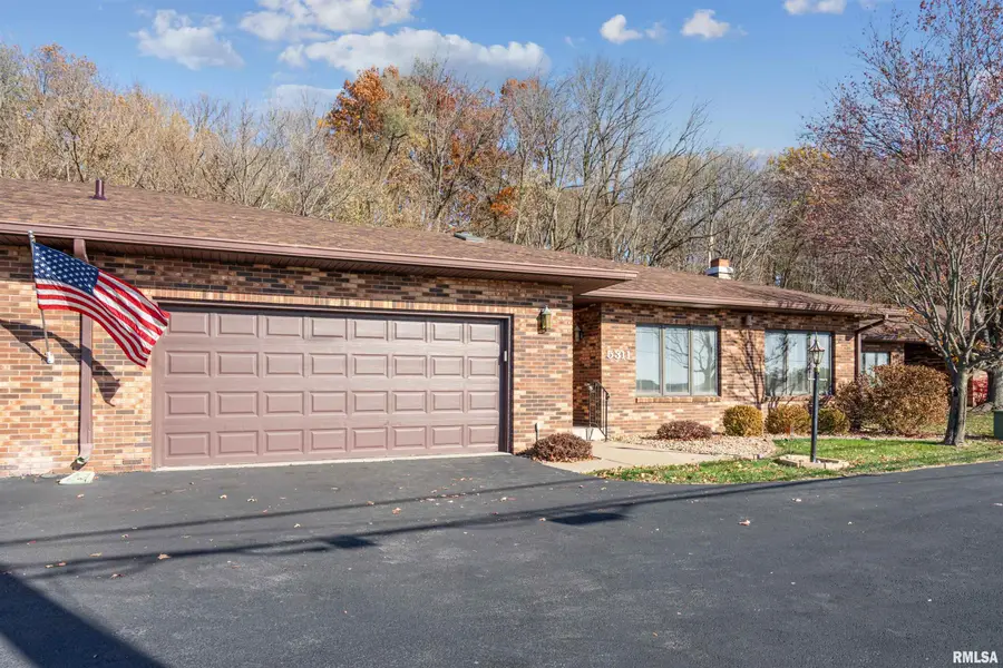 5311 38th Avenue #10, Moline, IL 61265 - Image #2