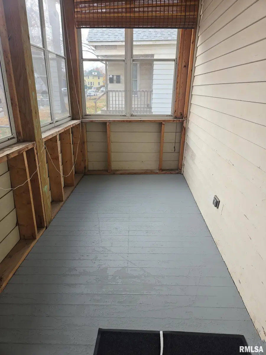 2006 Claussen Street, Davenport, IA 52802 - Image #3