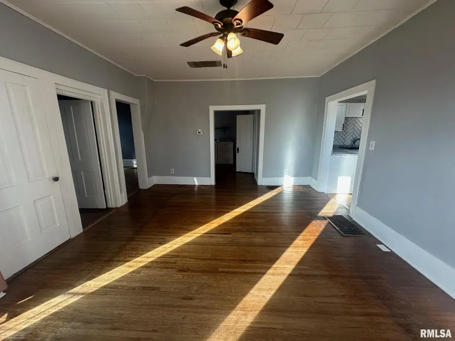 323 Lincoln Street, Miles, IA 52064 - Image #3