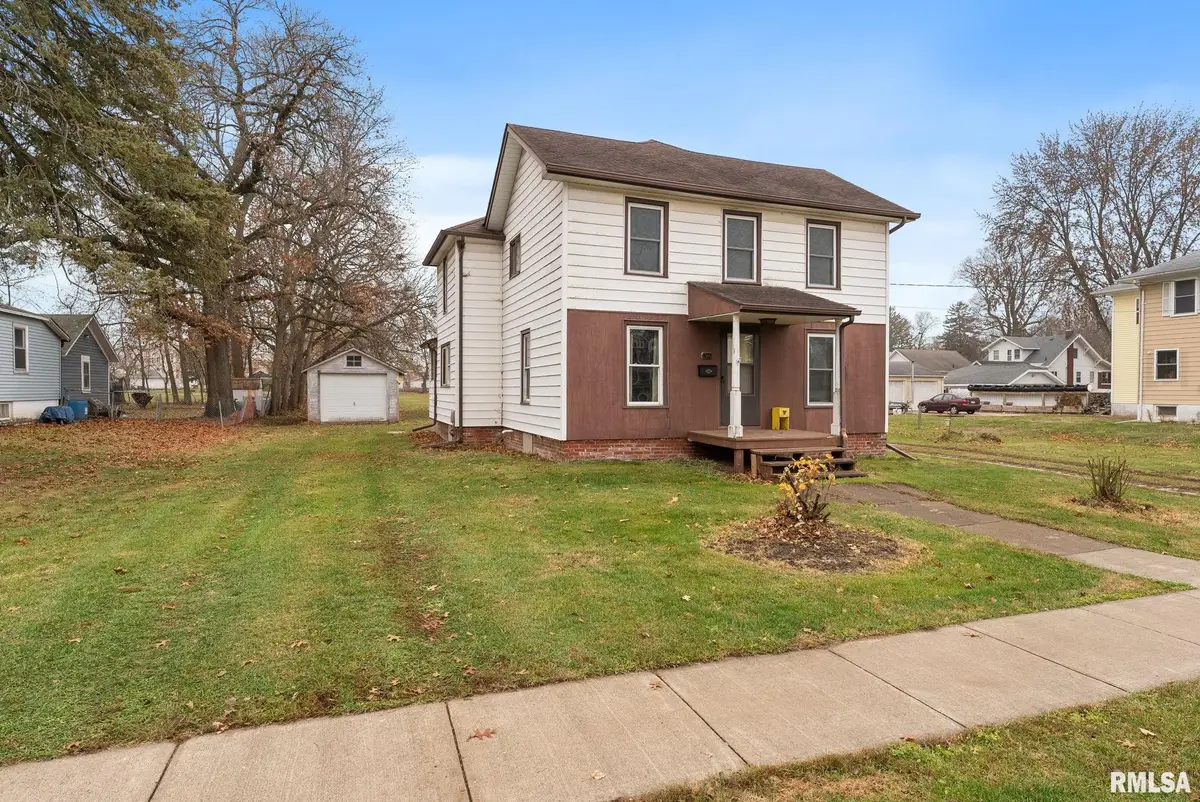 315 W Locust Street, Cambridge, IL 61238 - Image #1