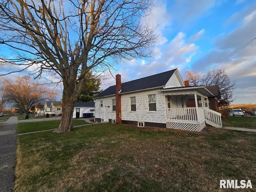418 19th Avenue North, Clinton, IA 52732 - Image #2