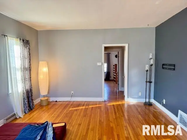 2918 Pershing Boulevard, Clinton, IA 52732 - Image #3