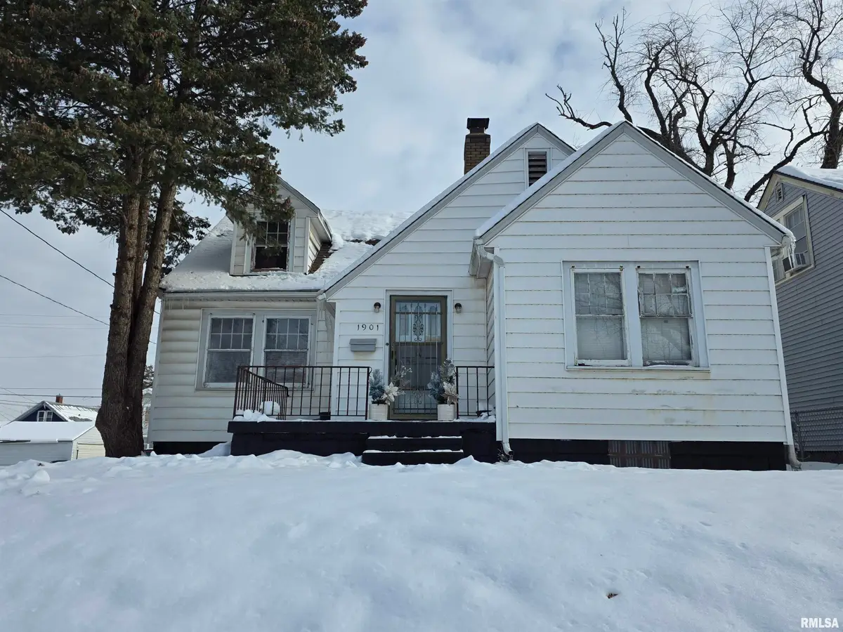 1901 9 1/2 Street, Rock Island, IL 61201 - Image #1
