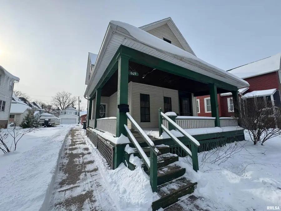 609 5th Avenue South, Clinton, IA 52732 - Image #2