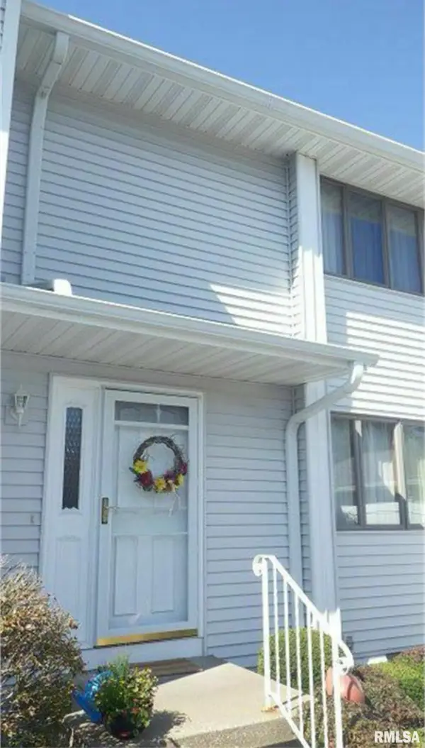 3750 Eastwood Court, Bettendorf, IA 52722