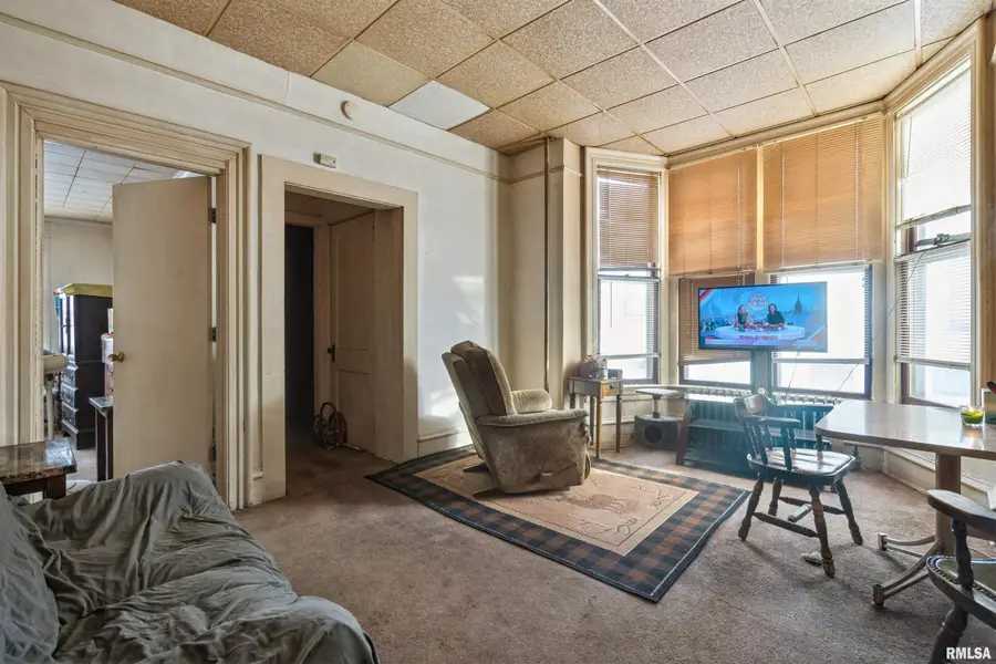 431 6th Avenue South, Clinton, IA 52732 - Image #3