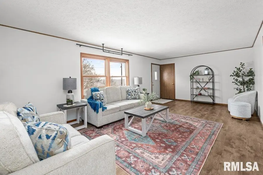 2146 250th Street, Grand Mound, IA 52751 - Image #3