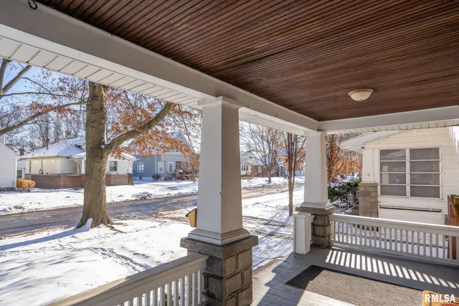1602 37th Street, Rock Island, IL 61201 - Image #2