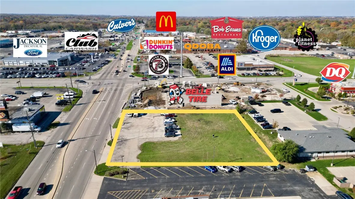 640 E Pershing Road, Decatur, IL 62526 - #1