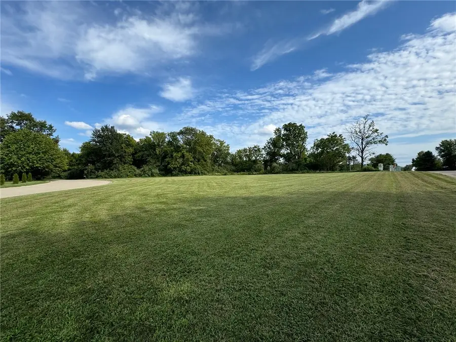 3625 Fox Trot Lane, Charleston, IL 61920 - Image #3